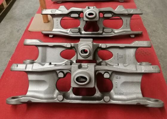OEM 高品質の砂鋳鉄 フォークリフトトラックのための方向軸部品