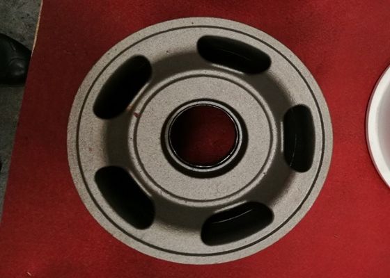 OEM 高品質鋳鉄製農機部品 ホイールハブ (塗装仕上げ)