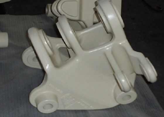 小型掘削機のための鉄の鋳造の建設機械部品王ポスト