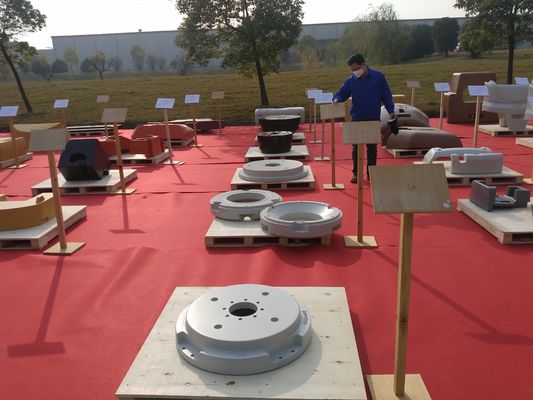 OEM 高品質鋳鉄製ホイールカウンターウェイト（エンジニアリング機械用）