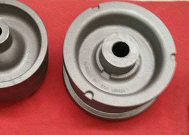 少しの受諾可能で滑らかな表面が付いている32kg砂型で作る車輪