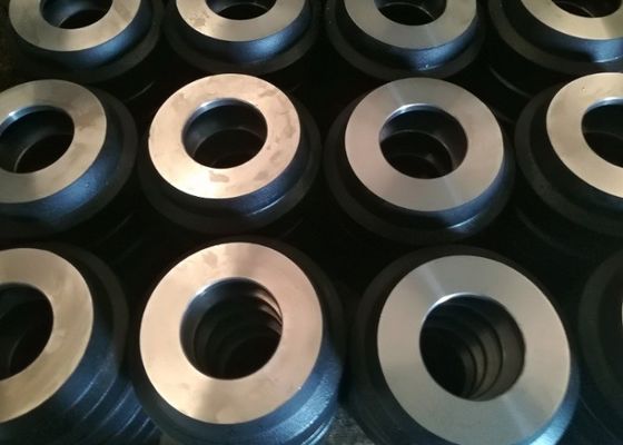 ねずみ鋳鉄を物質的塗る緑の鋳造のフォークリフトの部品のブレーキ ドラムの終わり