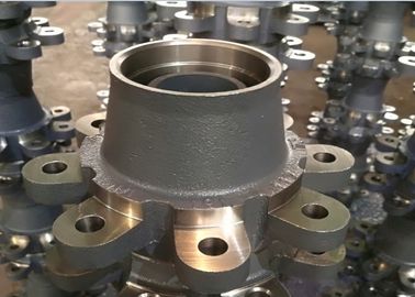 機械化の注文のトラックは投げる後部ハブの延性がある鉄材料TS16949を分けます