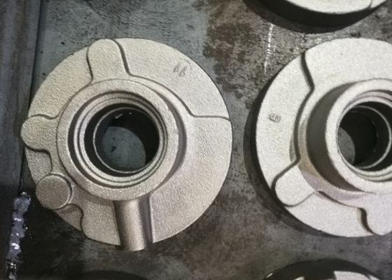 GG20 HT200のフォークリフトの鋳鉄の鋳造の車輪ハブ