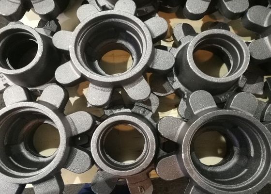 機械化トラニオンの帽子を投げるフォークリフトを造る